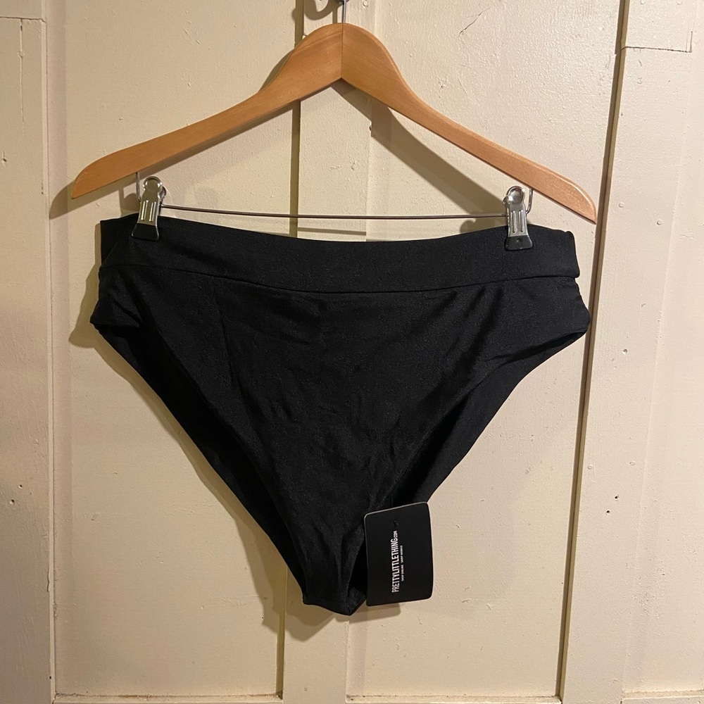 PrettyLittleThing black swim bottoms size us 14 nwt